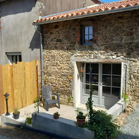 Gite A 25 Minutes Du Puy Du Fou Montournais Chambre photo